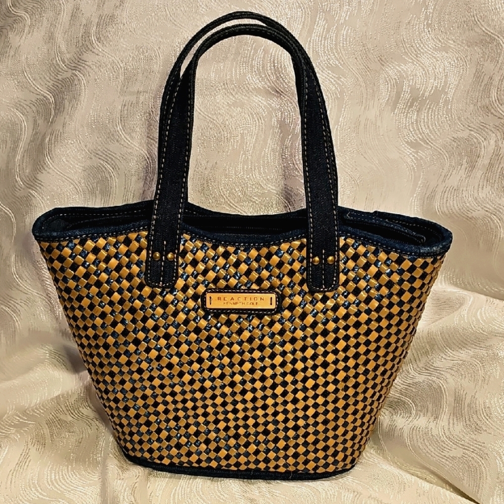 Reaction Kenneth Cole straw and denim woven tote very good condition